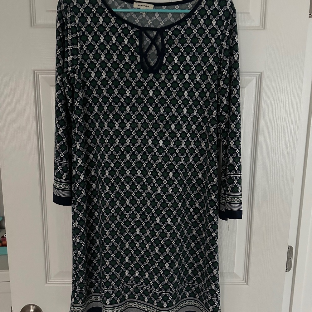 Max Studio Dress Size Medium
